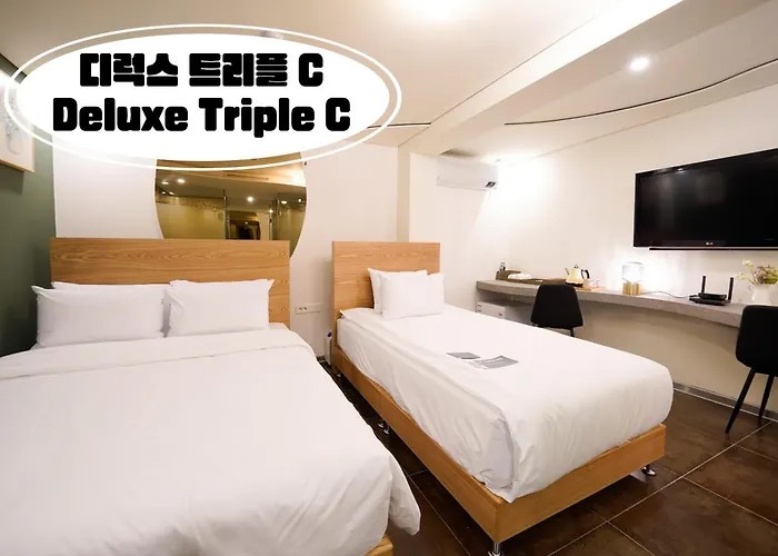 Отель Simplestay In Jongno *