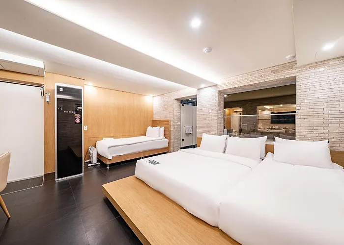 Отель Simplestay In Jongno Сеул