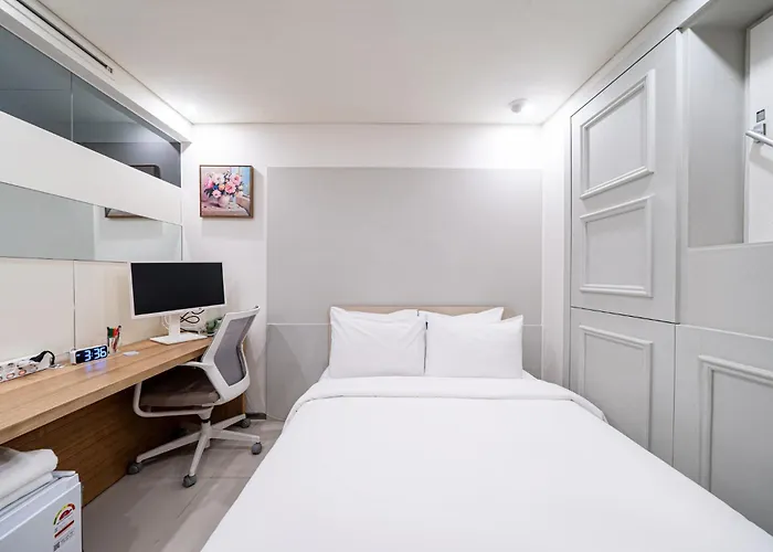 Отель Simplestay In Jongno Сеул
